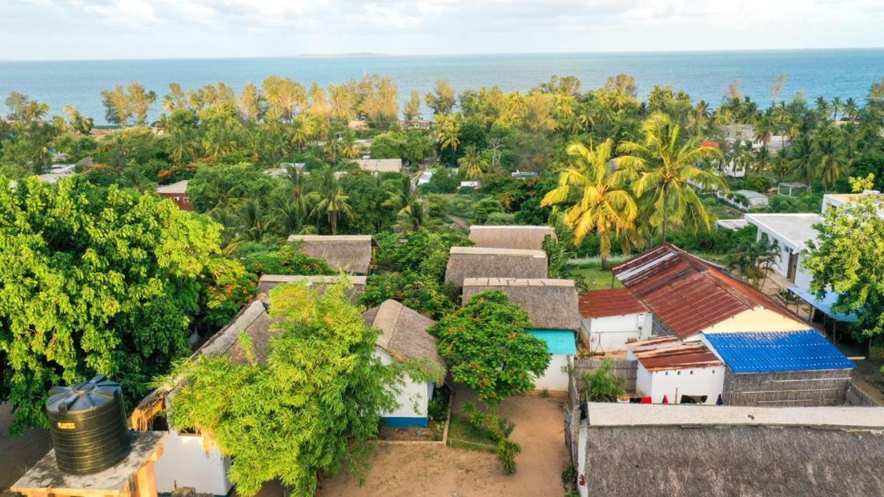 Complexo Alemanha - Vilanculos Backpacker Экстерьер фото