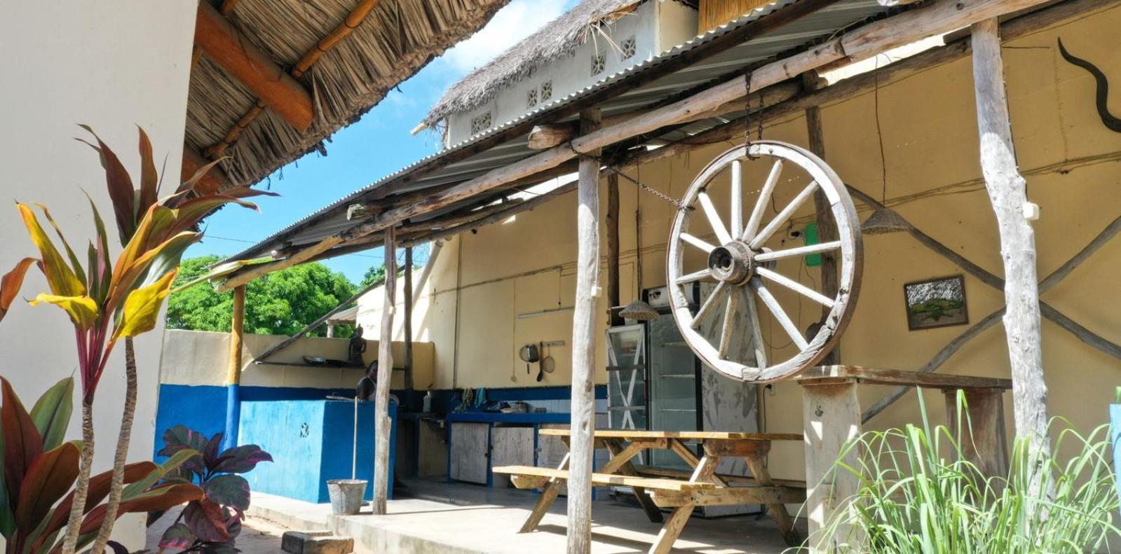 Complexo Alemanha - Vilanculos Backpacker Экстерьер фото